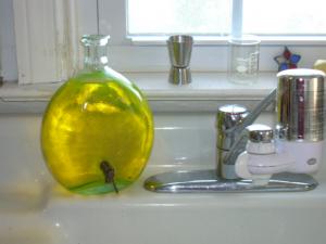 Liquid soap dispenser